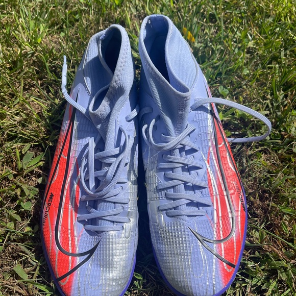 Nike Mercurial Indoor Soccer cleats - Picture 1 of 4